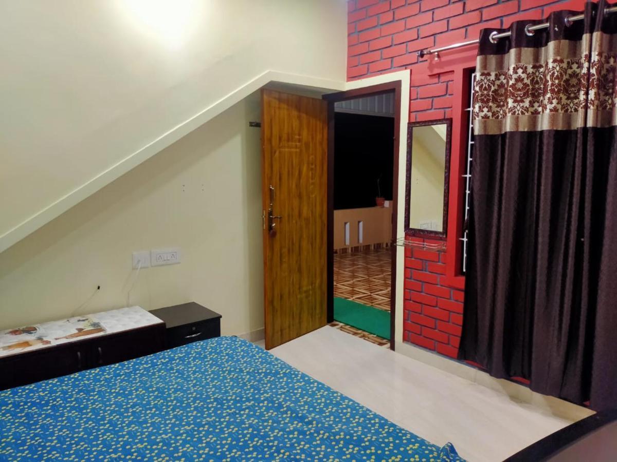 Maanyatha Home Stay Manipal Exterior foto