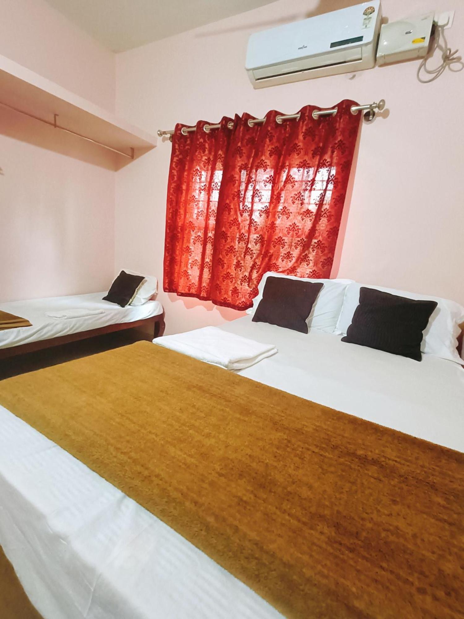 Maanyatha Home Stay Manipal Quarto foto